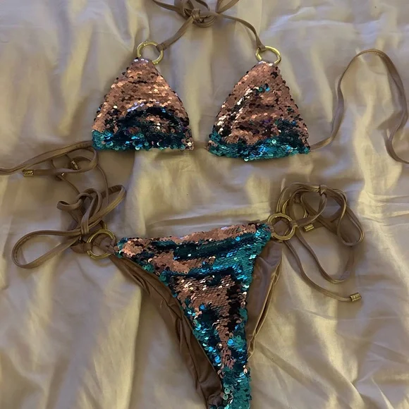 Beach Bunny Sequin Bikini Set - Picture 2 of 4